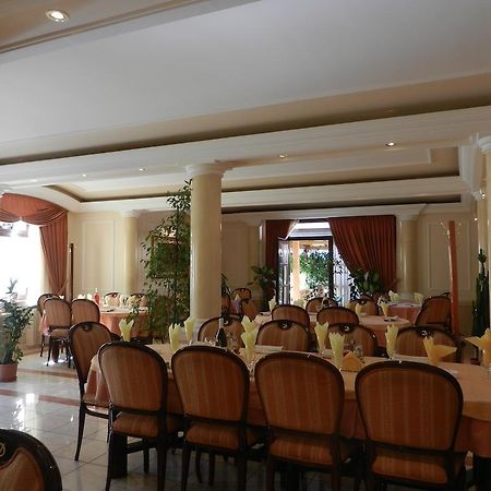 Guesthouse Ellite Požarevac 外观 照片