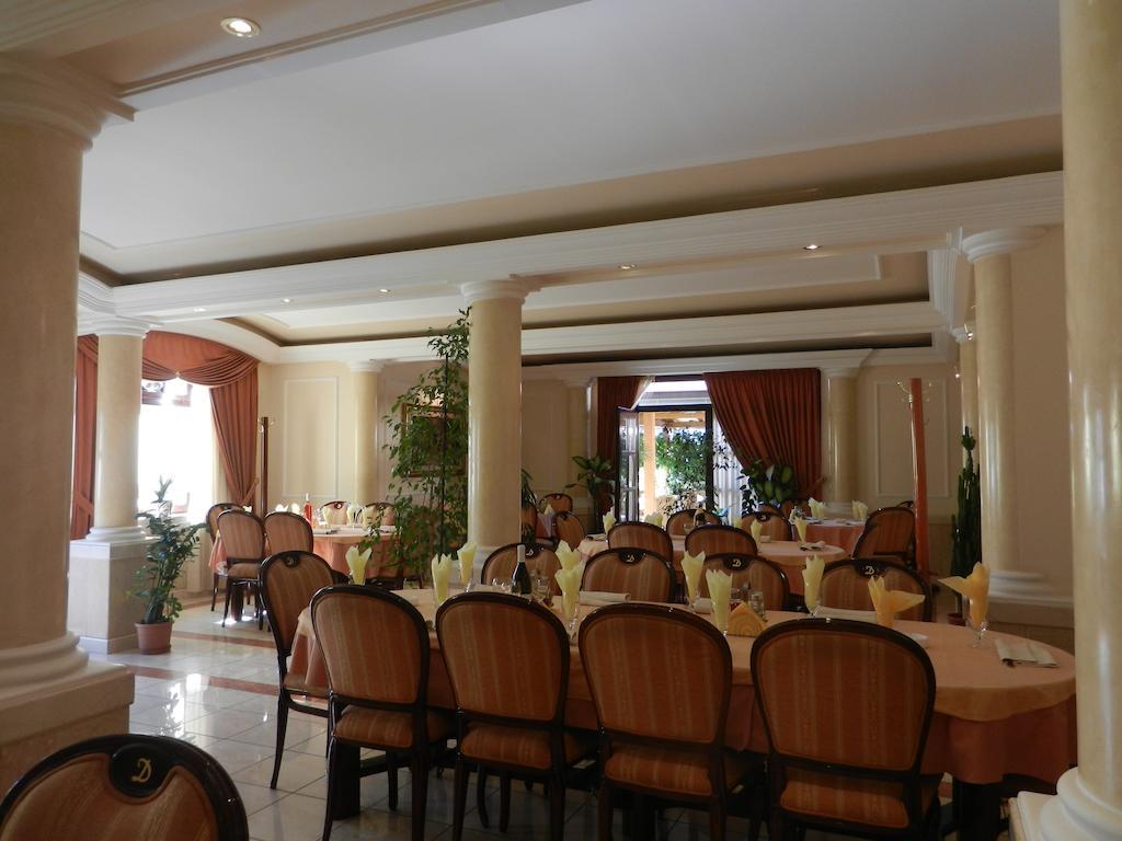 Guesthouse Ellite Požarevac 外观 照片