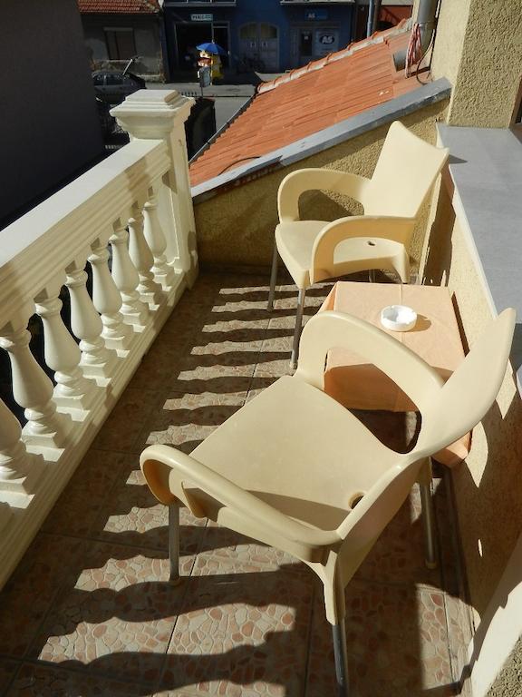 Guesthouse Ellite Požarevac 外观 照片